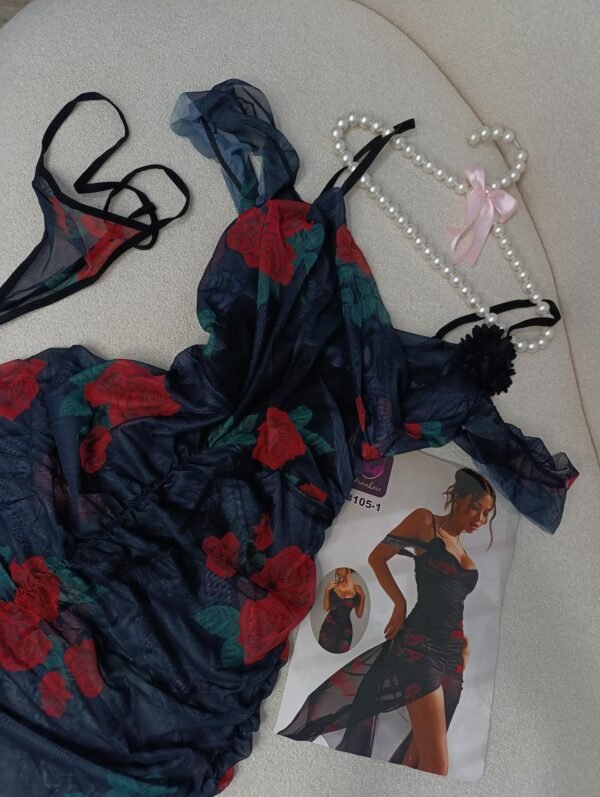 فستان بنقشة الزهور – تصميم أنثوي أنيق