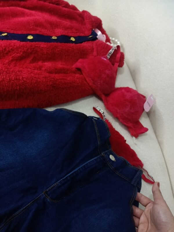 طقم قميص مع أزرار و شورت جينز