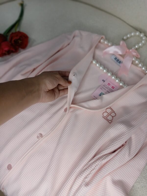 oppo_50 Pyjama boutonnière