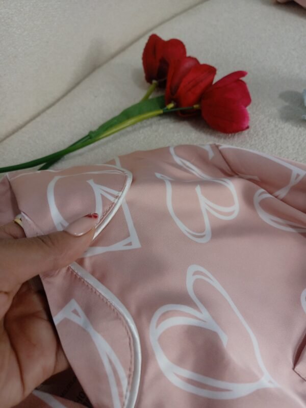 Pyjama boutonnière importation de la marque carass en satin