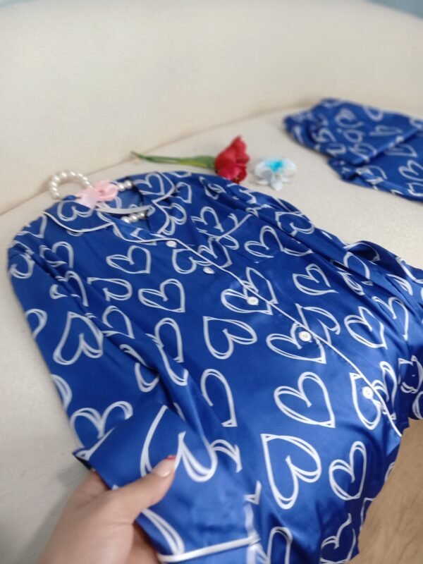 Pyjama boutonnière importation de la marque carass en satin